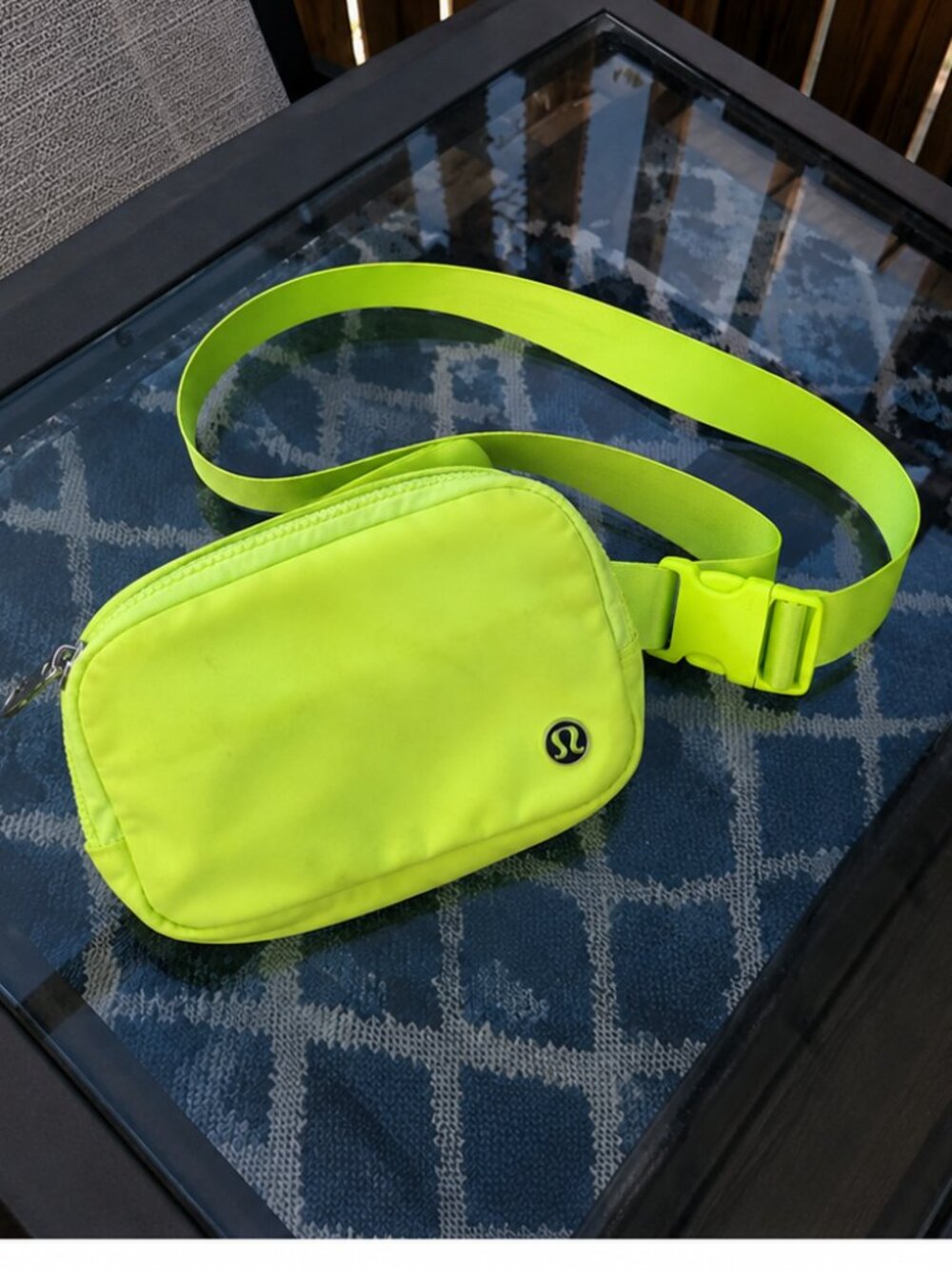 Lululemon Everywhere Belt Bag 1L Faded Zap Neon Green Chartreuse GUC